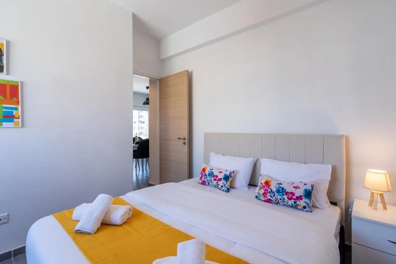 Diamond'S 2-Bedroom Apartment In Larnaca
