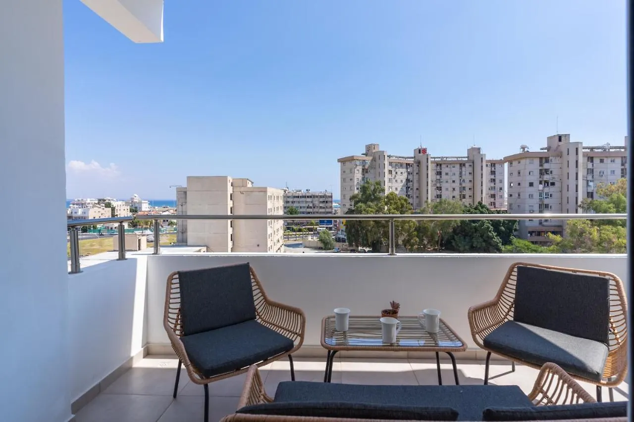 Diamond'S 2-Bedroom Apartment In Larnaca