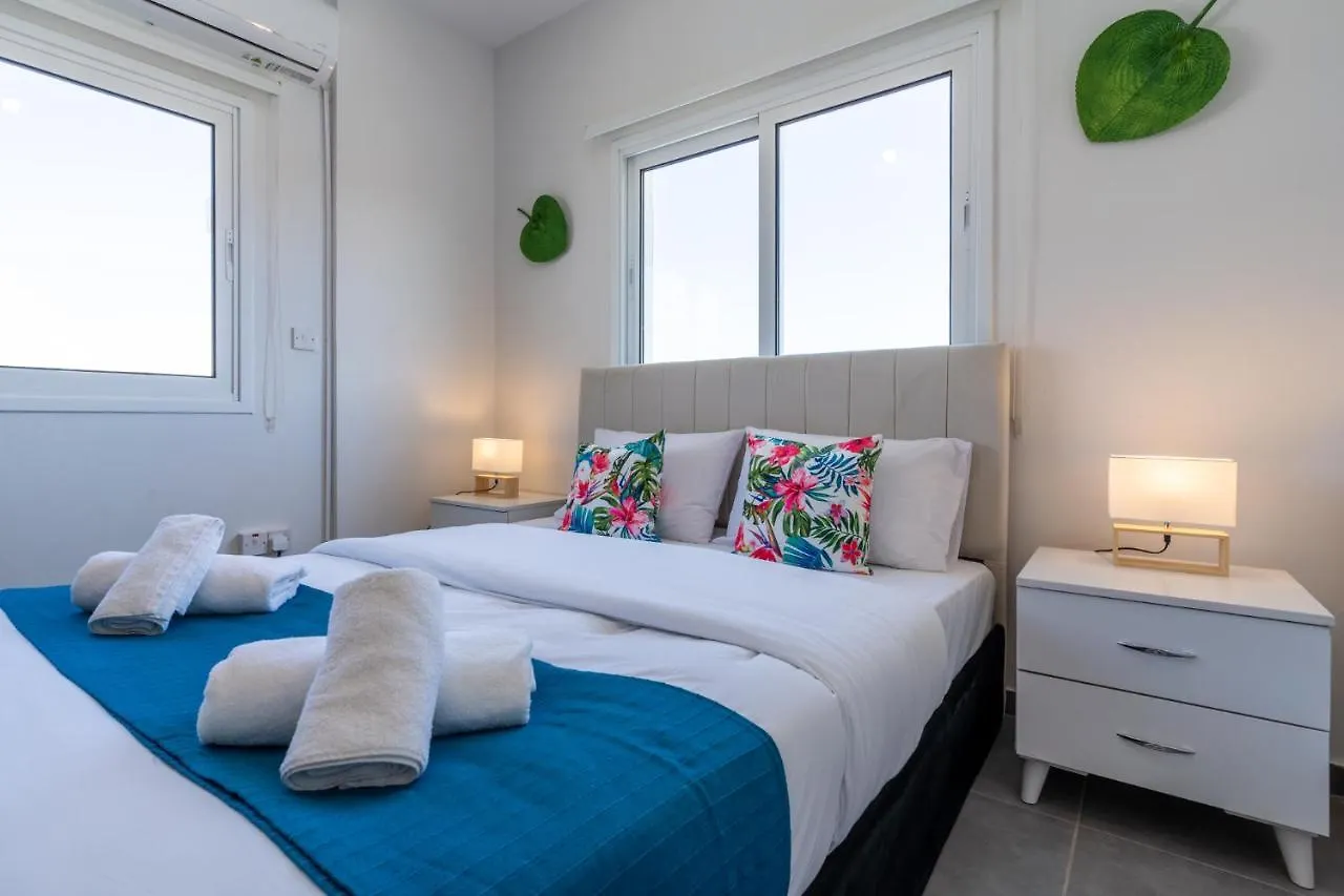 Diamond'S 2-Bedroom Apartment In Larnaca Cyprus