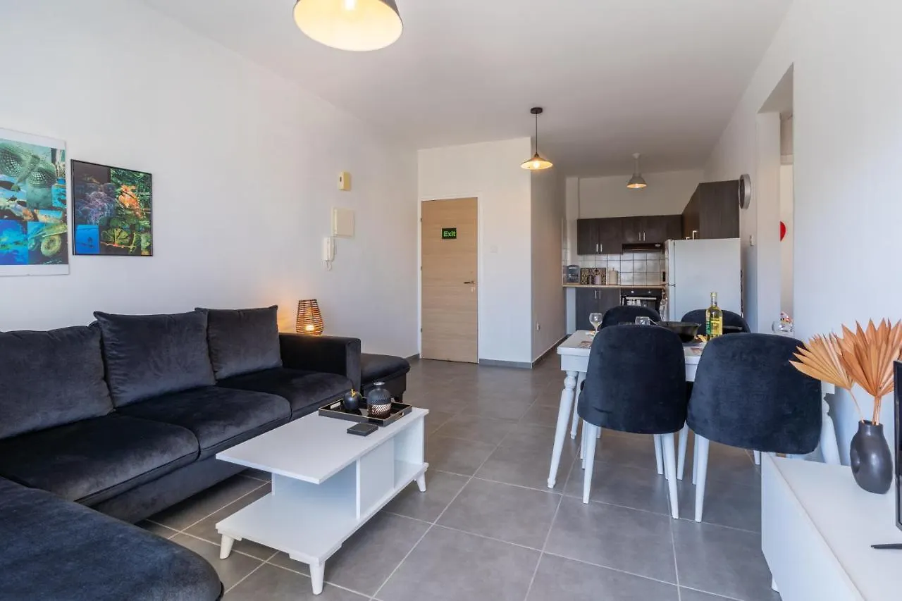 Diamond'S 2-Bedroom Apartment In Larnaca